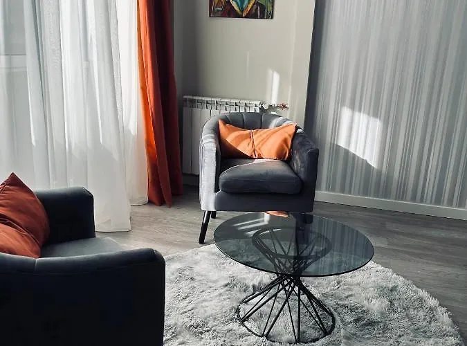 Maia Grand * Bucureşti