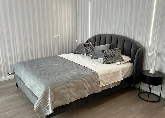 Maia Grand Апартаменти Бухарест